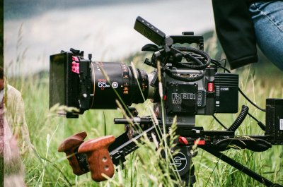 film set in an overgrown field 