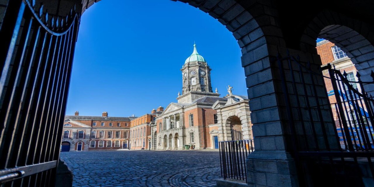 gate view of dublin castle