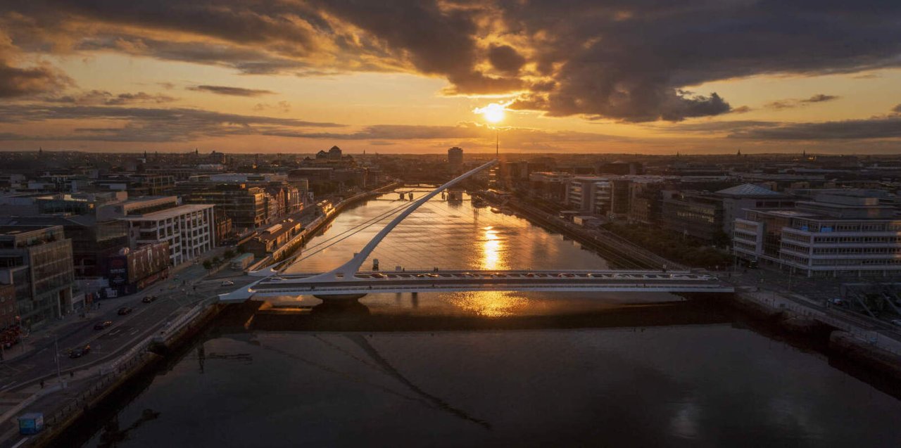 samuel beckett bridge at sunset