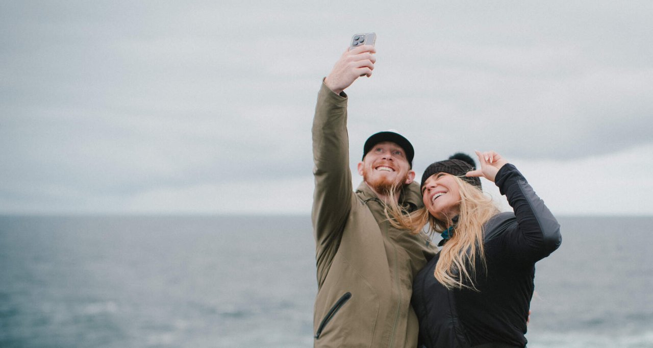couple posing at aran islands
