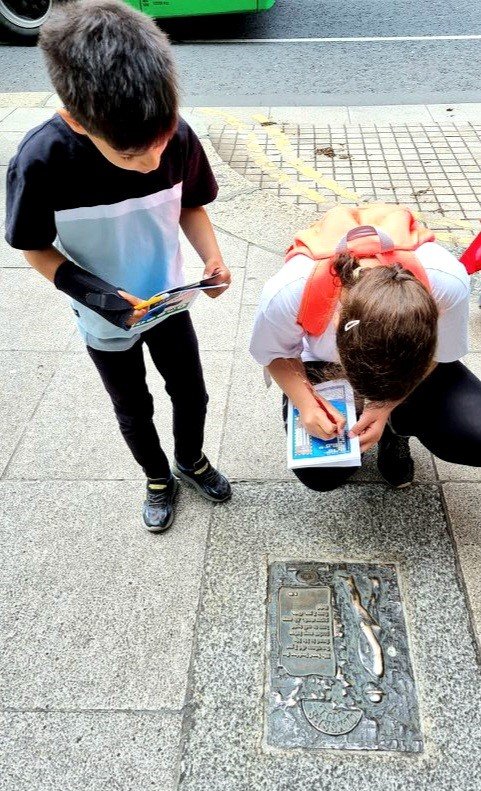 solving mystery 