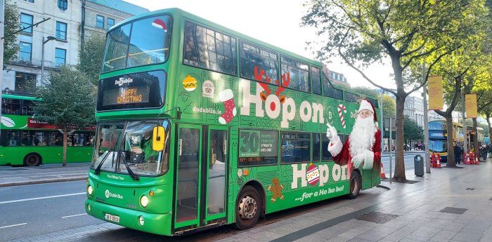 christmas hop-on hop-off bus tour of dublin, ireland
