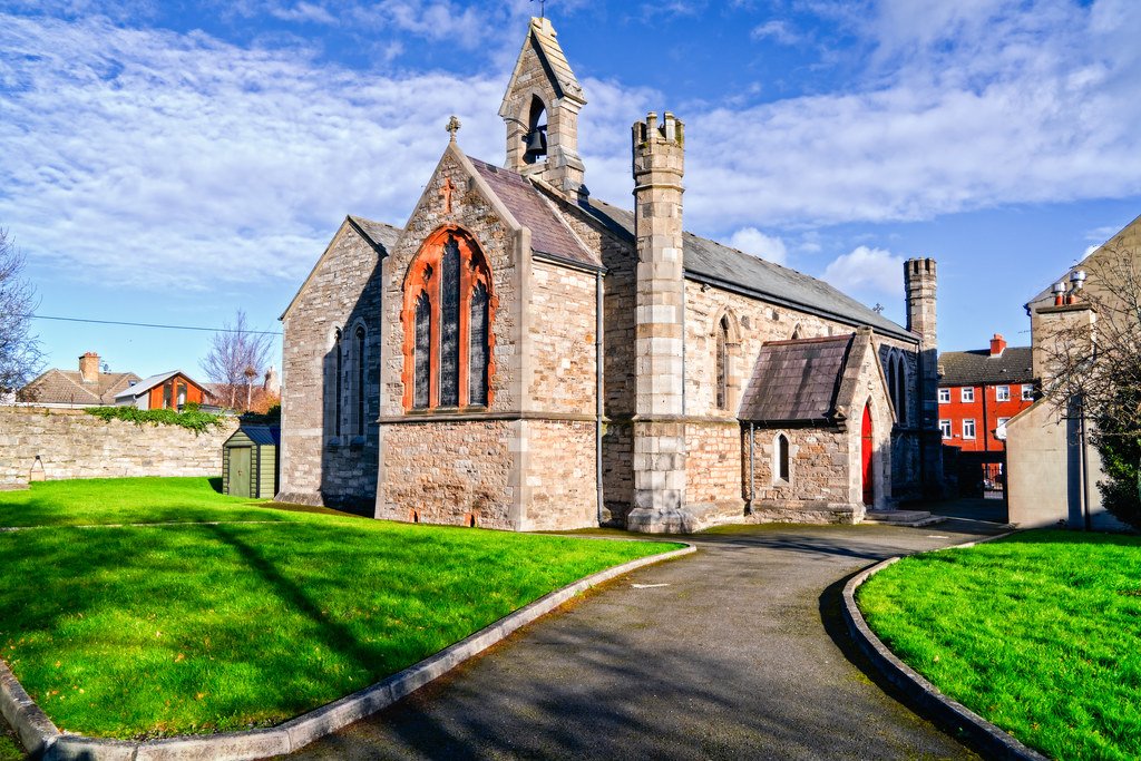 yellow umbrella tours dublin