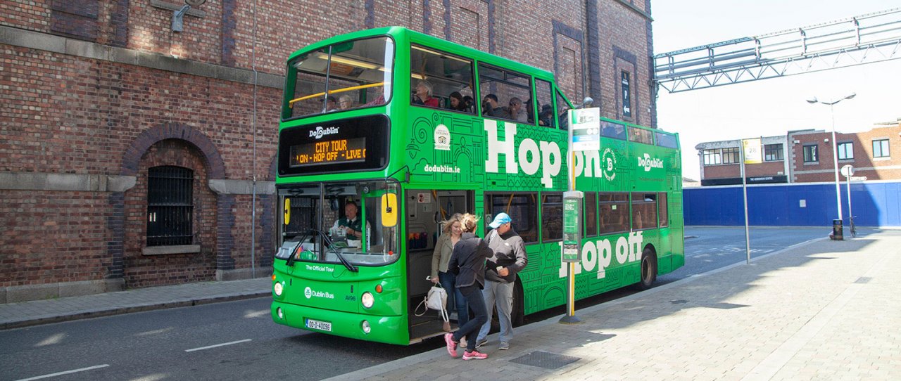 dodublin bus at guinness storehouse ON A SUNNY AFTERNOON