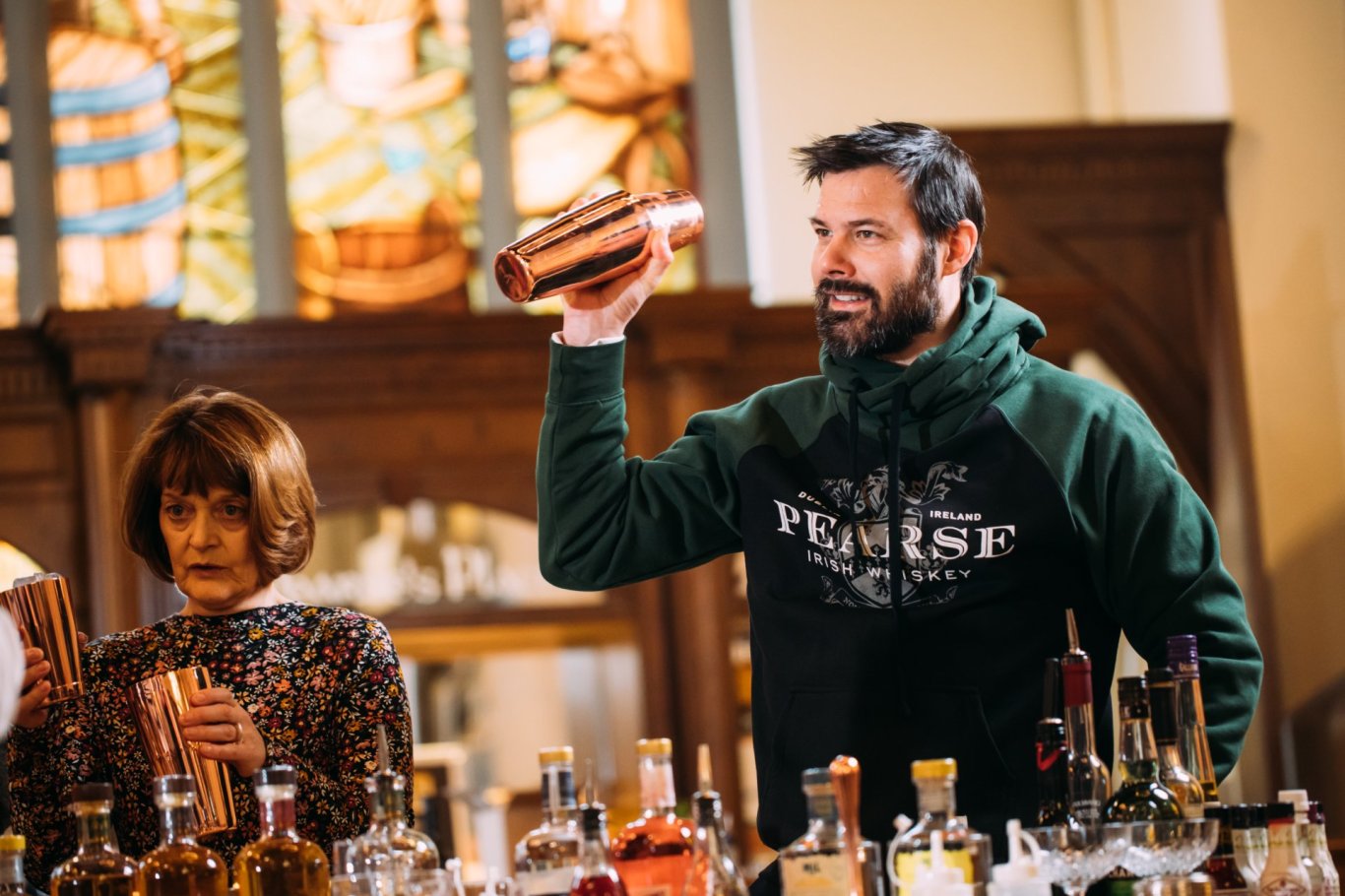 Cocktail Experience at Pearse Lyons visitor shaking cocktail maker