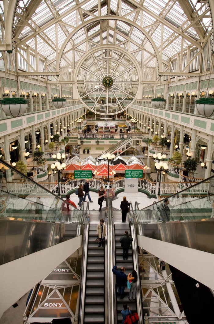 image of shopping centre in dublin